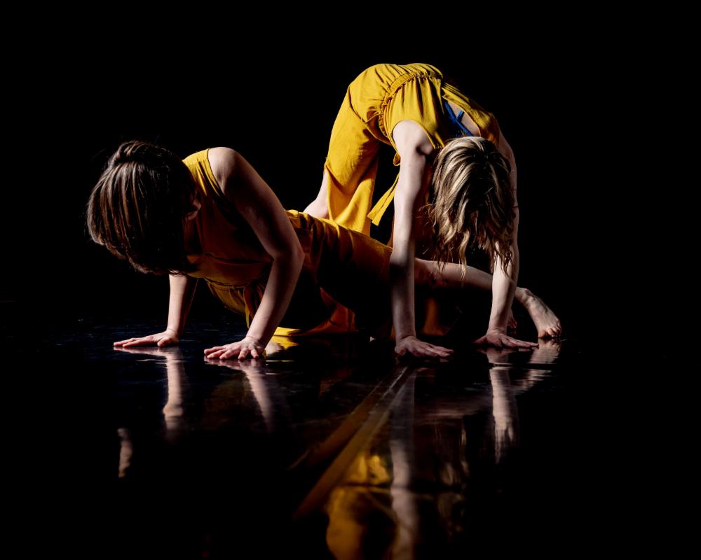 Photo Shoot - Salute to Early Rockin Women height=