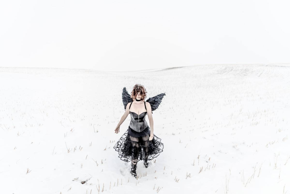 white space black angel height=